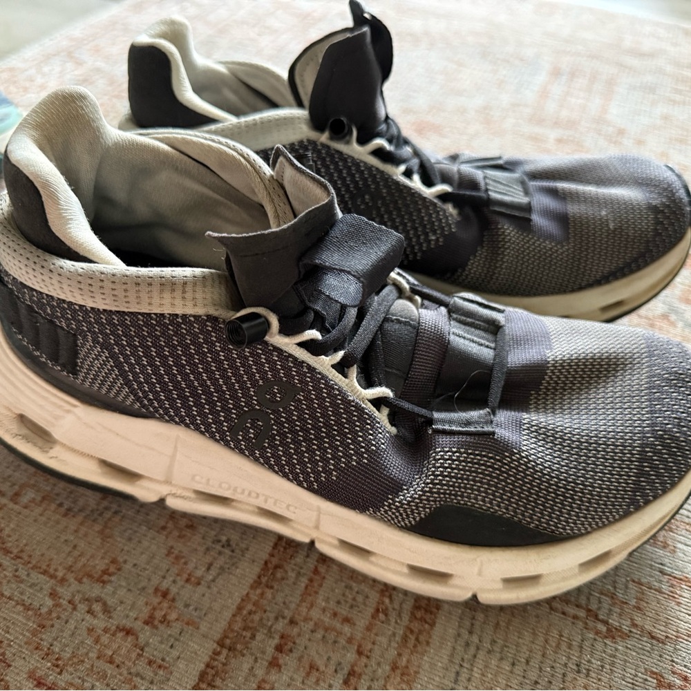 On Running Athletic Shoes - all three pairs sold together (will not separate) - Picture 6 of 8